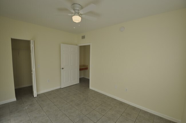 Building Photo - 1106 Belmont Ln