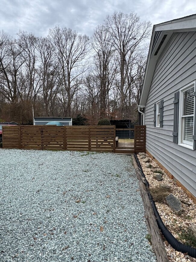 Foto del edificio - Cozy Home with Upgraded Finishes