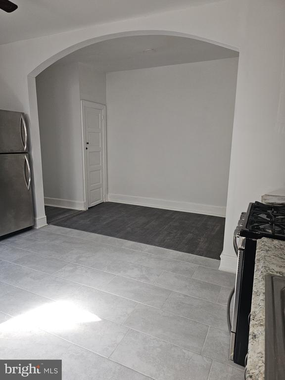 Foto del edificio - 2049 N 62nd St