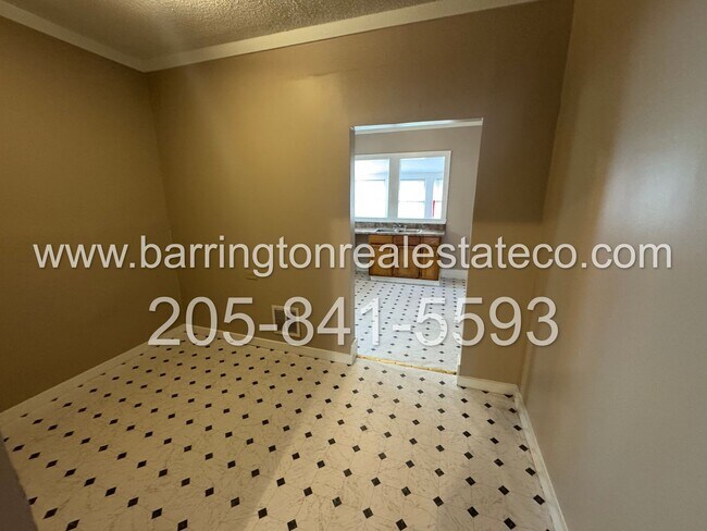 Building Photo - 4612 Terrace S