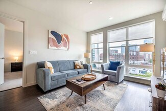 Building Photo - 172 Greyrock Pl