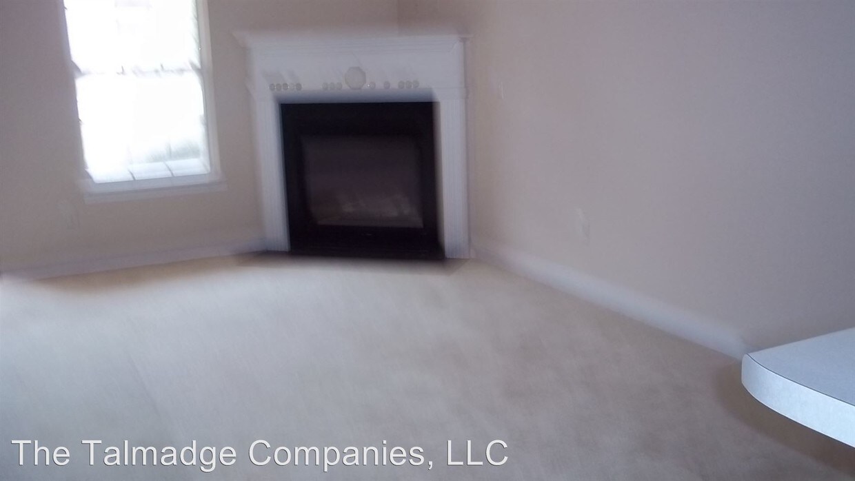 Building Photo - 2 br, 2 bath House - 3120 Lakeside Circle