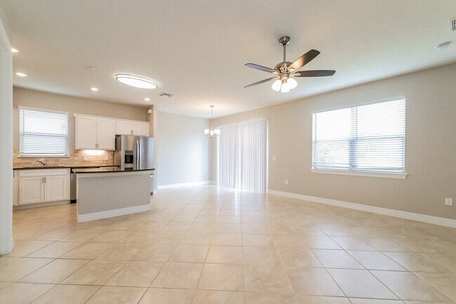 Foto del edificio - 1761 Cayman Cove Cir