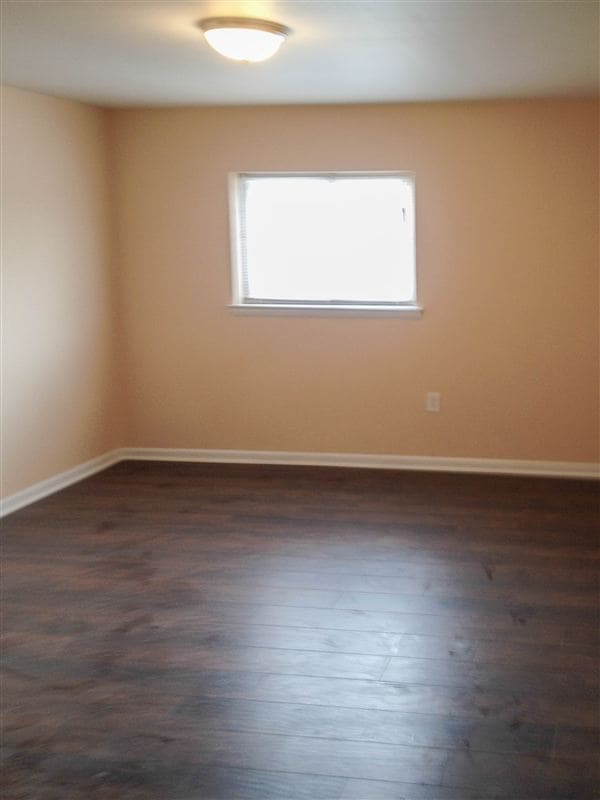 Foto del edificio - 5813 Hegerman St