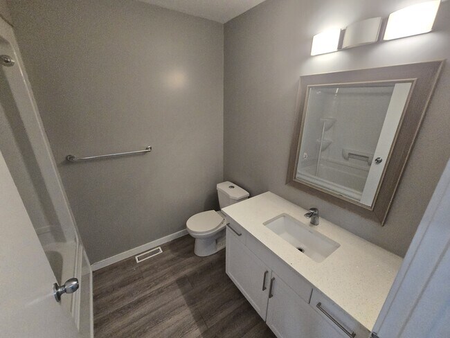 Photo du bâtiment - 530 Ross Ave