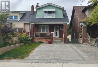 Building Photo - 118 Courcelette Rd