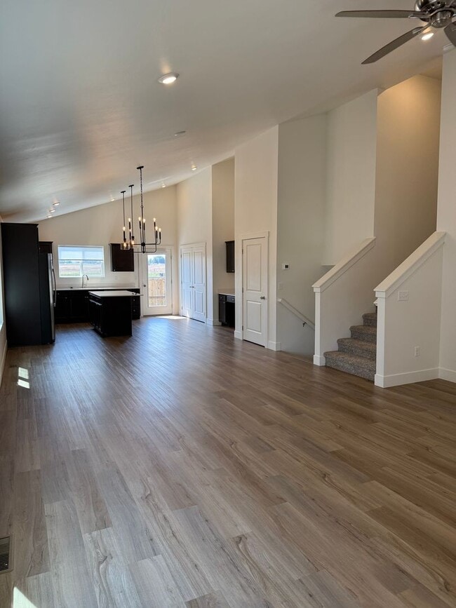 Foto del edificio - 4 bed 3 bath in Belgrade.