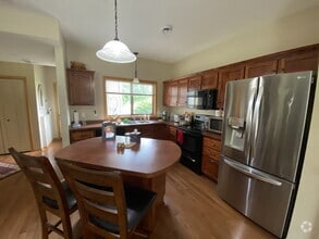 Building Photo - 7884 Gotland Ln