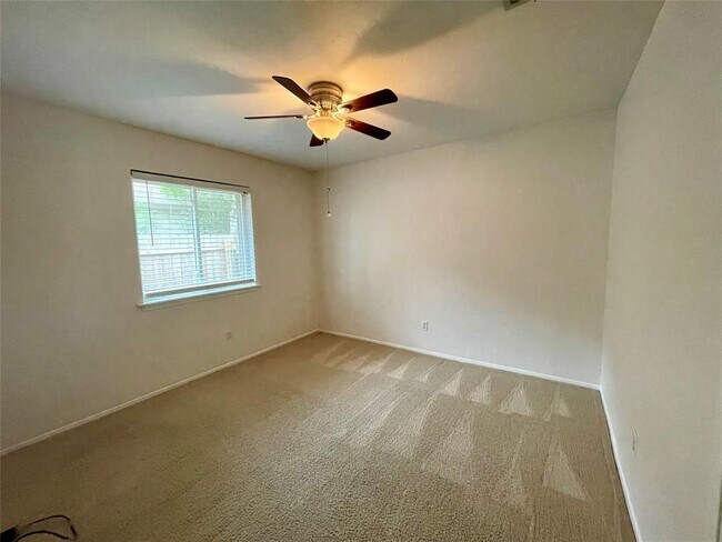 Foto del edificio - 1704 Old Ml Rd