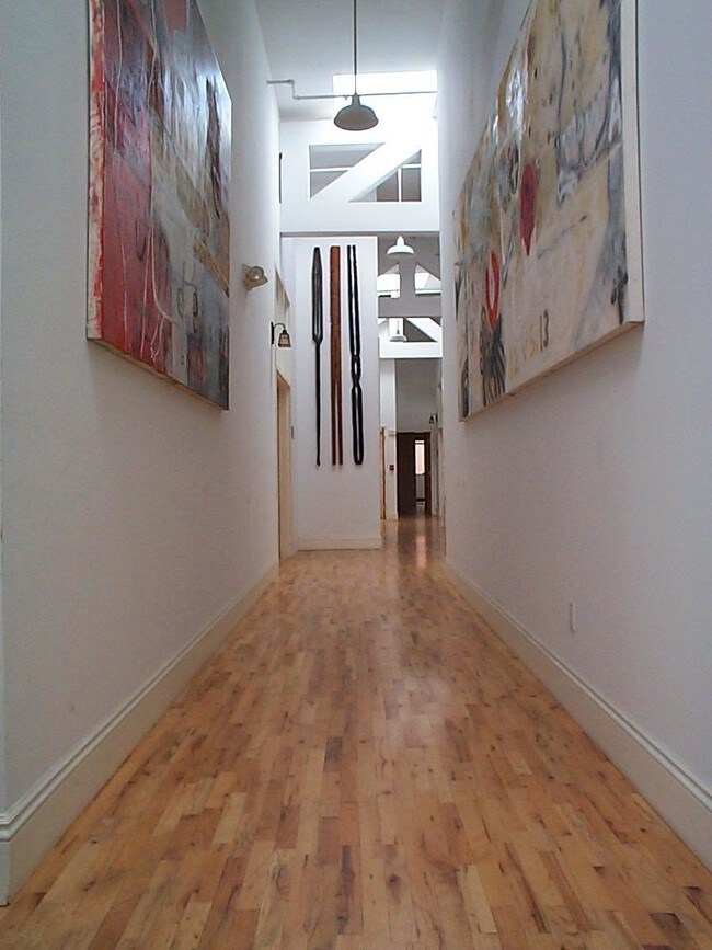 Foto del edificio - 777 Florida St