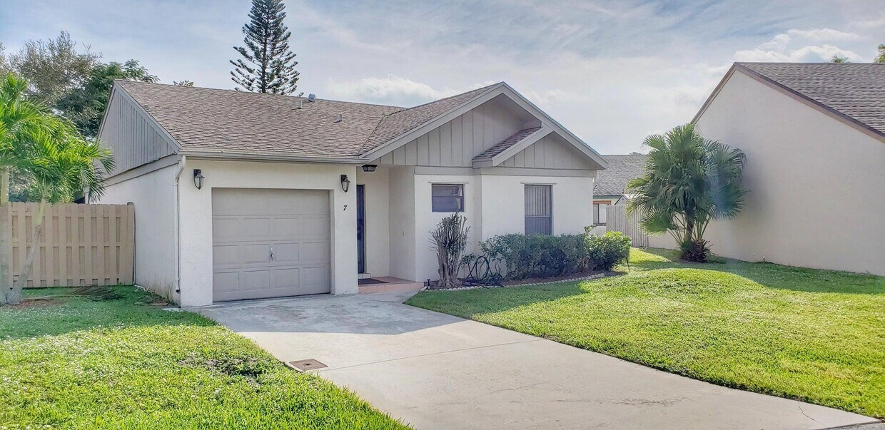 7 Whitehall Way, Boynton Beach, FL 33436 House Rental in Boynton