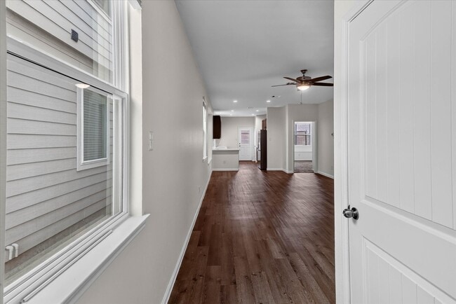 Building Photo - 24839 Goldoni Dr