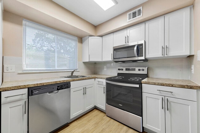 Christine 180 Exton Somers Point NJ-online-22Retocado (electrodomésticos retocados con Photoshop) - Mystic Point