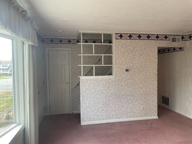 Building Photo - 2030 Eastman Ave