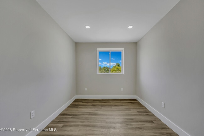 Foto del edificio - 215 Hickory St