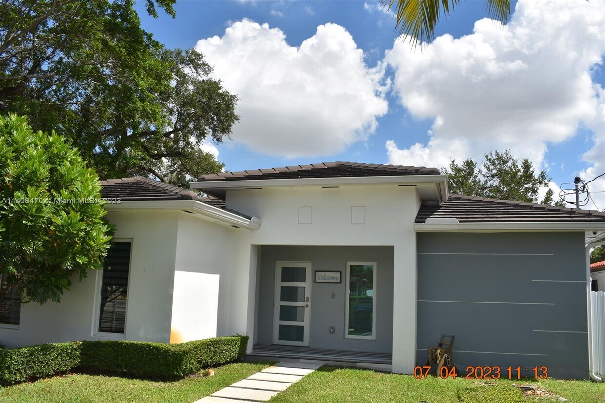 5977 SW 4th St, Miami, FL 33144 House Rental in Miami, FL