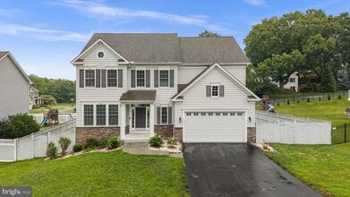 Building Photo - 945 Kayley Dr