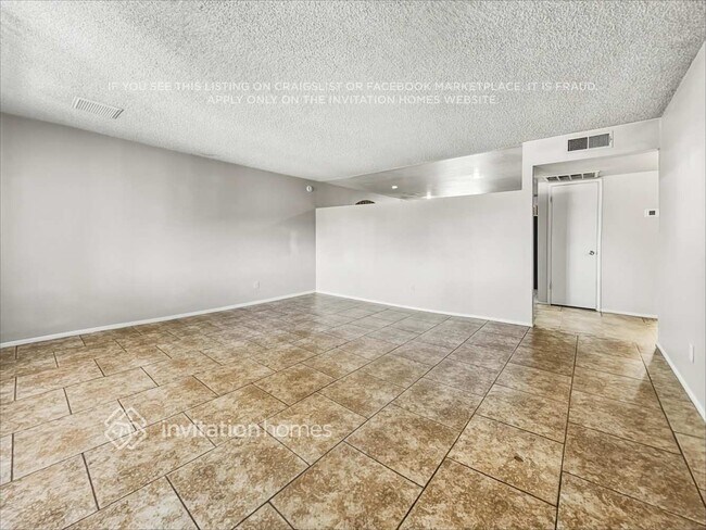 Foto del edificio - 5630 W Hubbell St