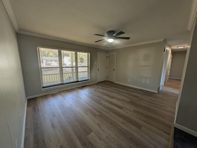 Foto del edificio - 630 Gerald Ave