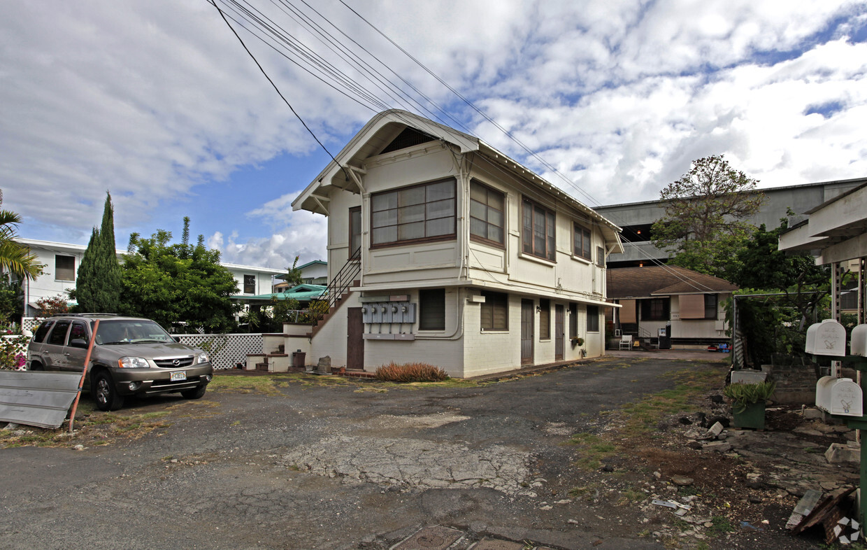 336 Puuhue Pl Honolulu Hi 96817 Apartments Honolulu Hi Apartments Com