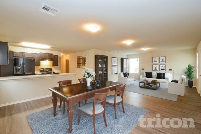 Building Photo - 9726 Marbach Gdn