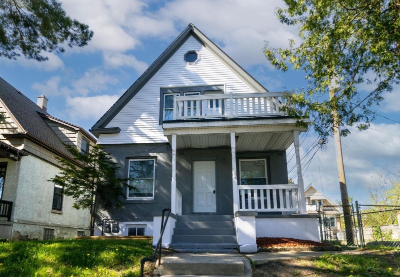 Building Photo - 812 E Burleigh St