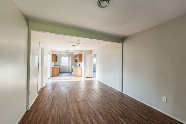 Foto del edificio - 3106 Wilmington St