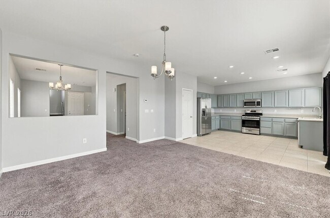 Building Photo - 5555 W Sun Temple Ave