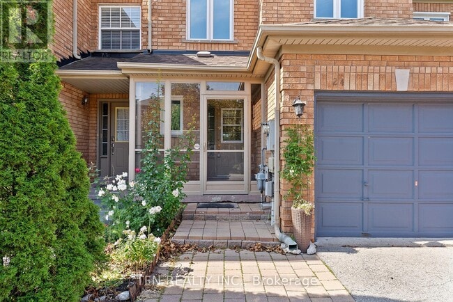 Building Photo - 24 Hawtin Ln