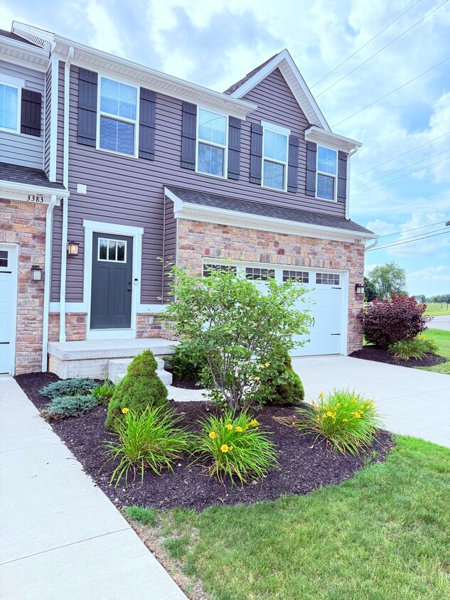 Primary Photo - 3387 Jackson Park Dr NW