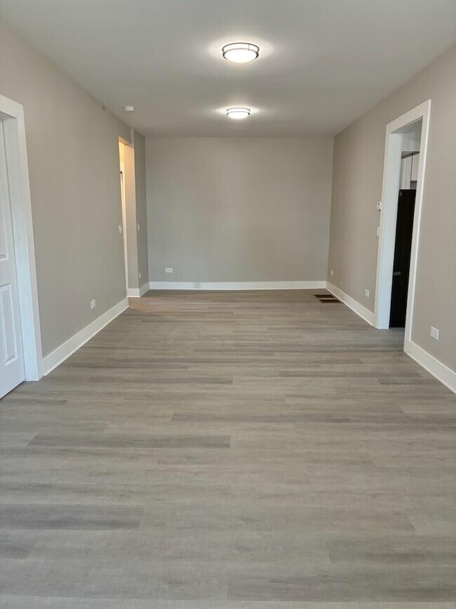 Foto del edificio - 1542 Victoria Ave