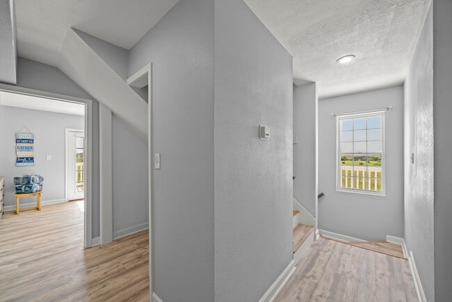 Building Photo - 3582 Co Rd 476