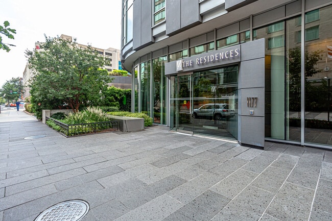 Building Photo - 1177 22nd St NW