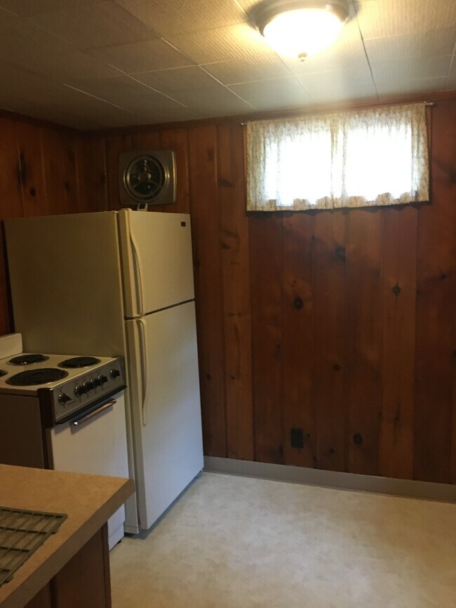 Cocina - 1402 Broadway N