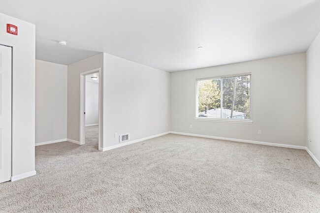 Building Photo - 11627 91st Ln NE