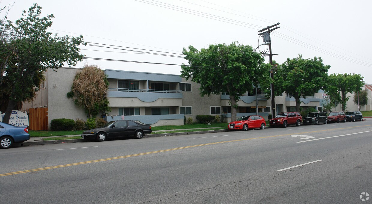 La Marquesa Apartments in Van Nuys, CA