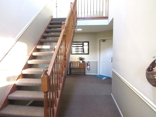 Foto del edificio - 2826 Meadow Ln