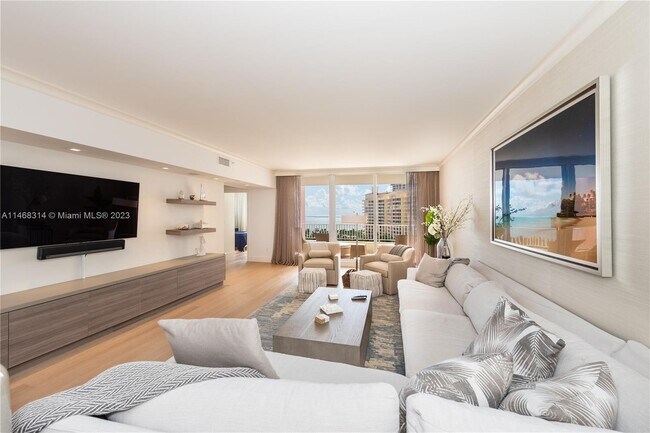 Foto del edificio - 781 Crandon Blvd