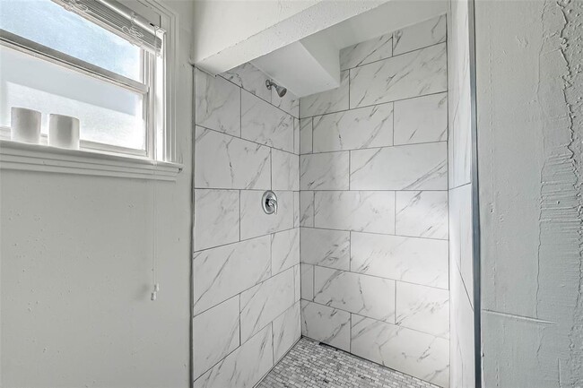 Foto del edificio - 2420 McDuffie St