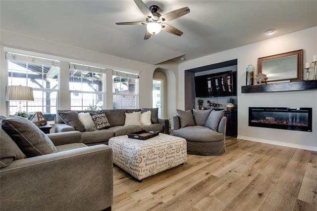Foto del edificio - 2729 Lake Ridge Dr