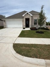 Building Photo - 2203 Rannoch St