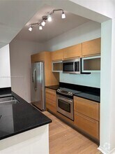 Building Photo - 951 Brickell Ave