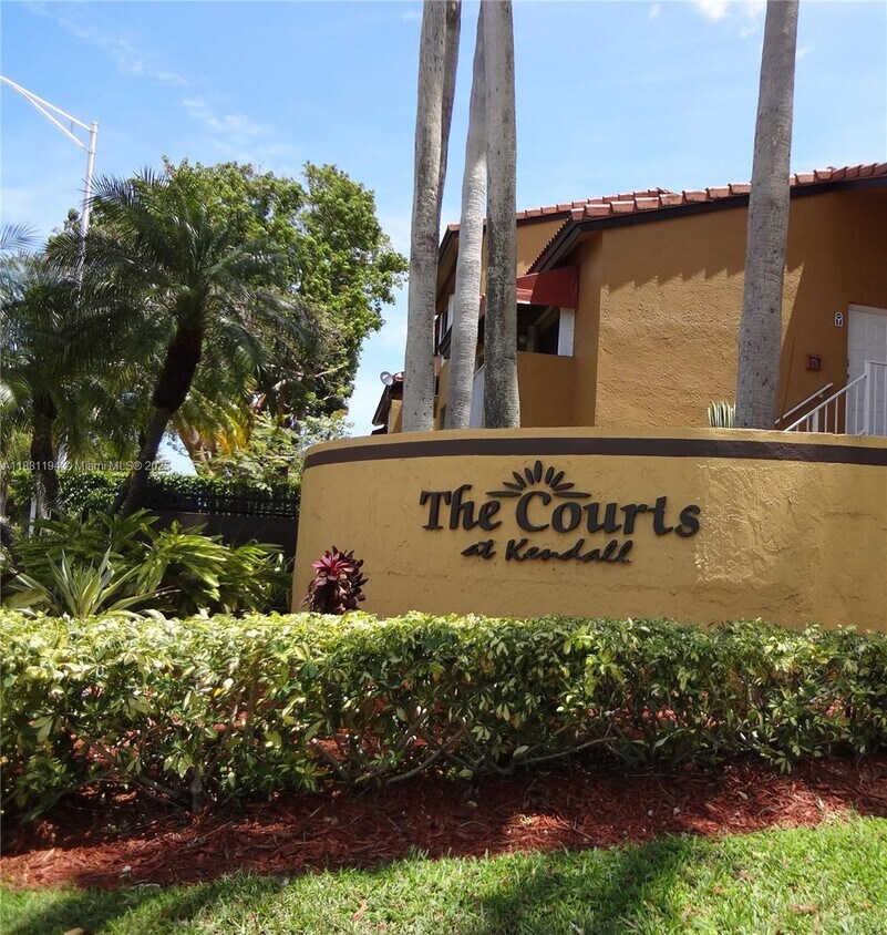 Foto principal - 15650 SW 80th St