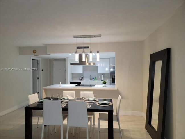 Foto del edificio - 150 Ocean Ln Dr