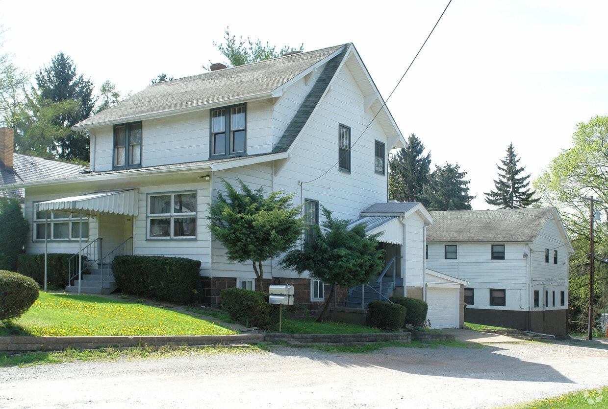 10624 Old Trail Rd, Irwin, PA 15642 Apartments in Irwin, PA