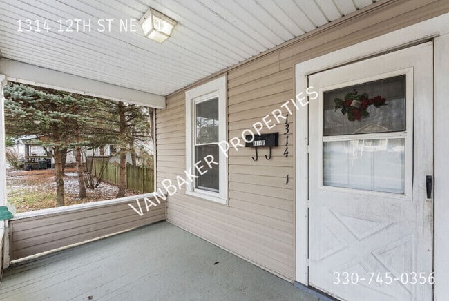 Building Photo - 1314 12th St NE