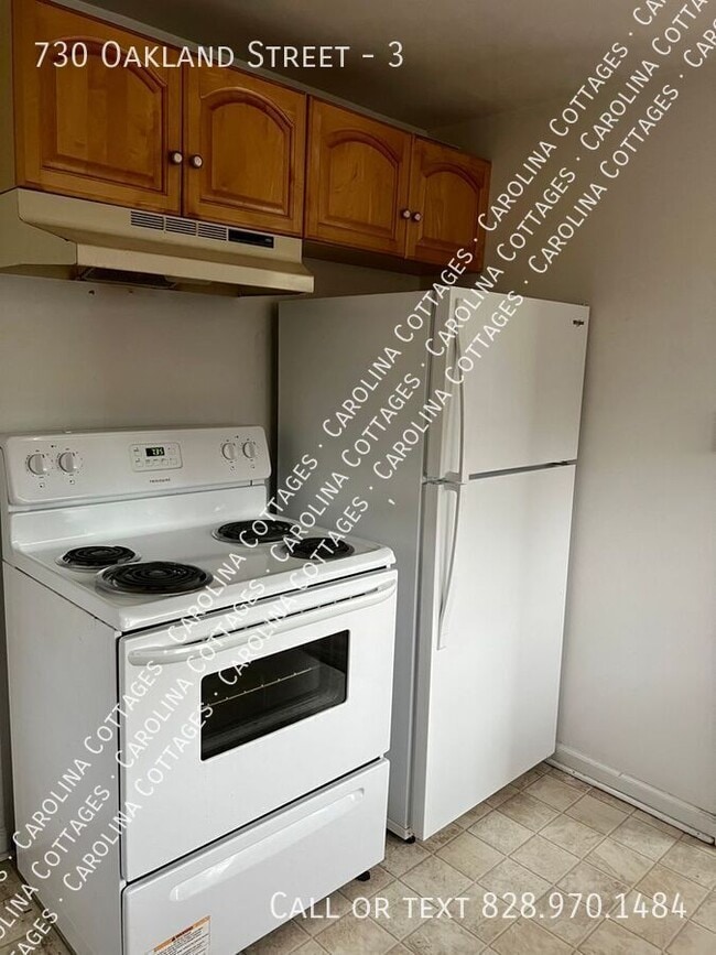 Building Photo - 730 Oakland St