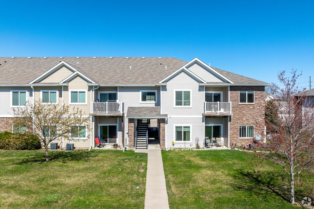 Foto principal - Silver Oak Condos