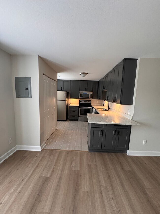 Foto del edificio - 5630 Pershing Ave