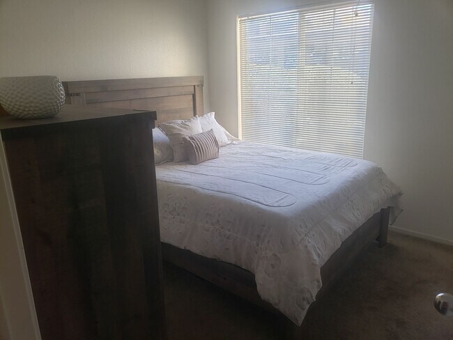 Building Photo - Awesome 1bed/1bath condo in La Posada!